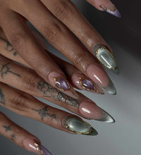 Crystal Glass Cat Eye ( Included 1 Magnet )